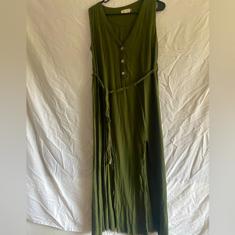 Olive Sleeveless Long Linen Dress